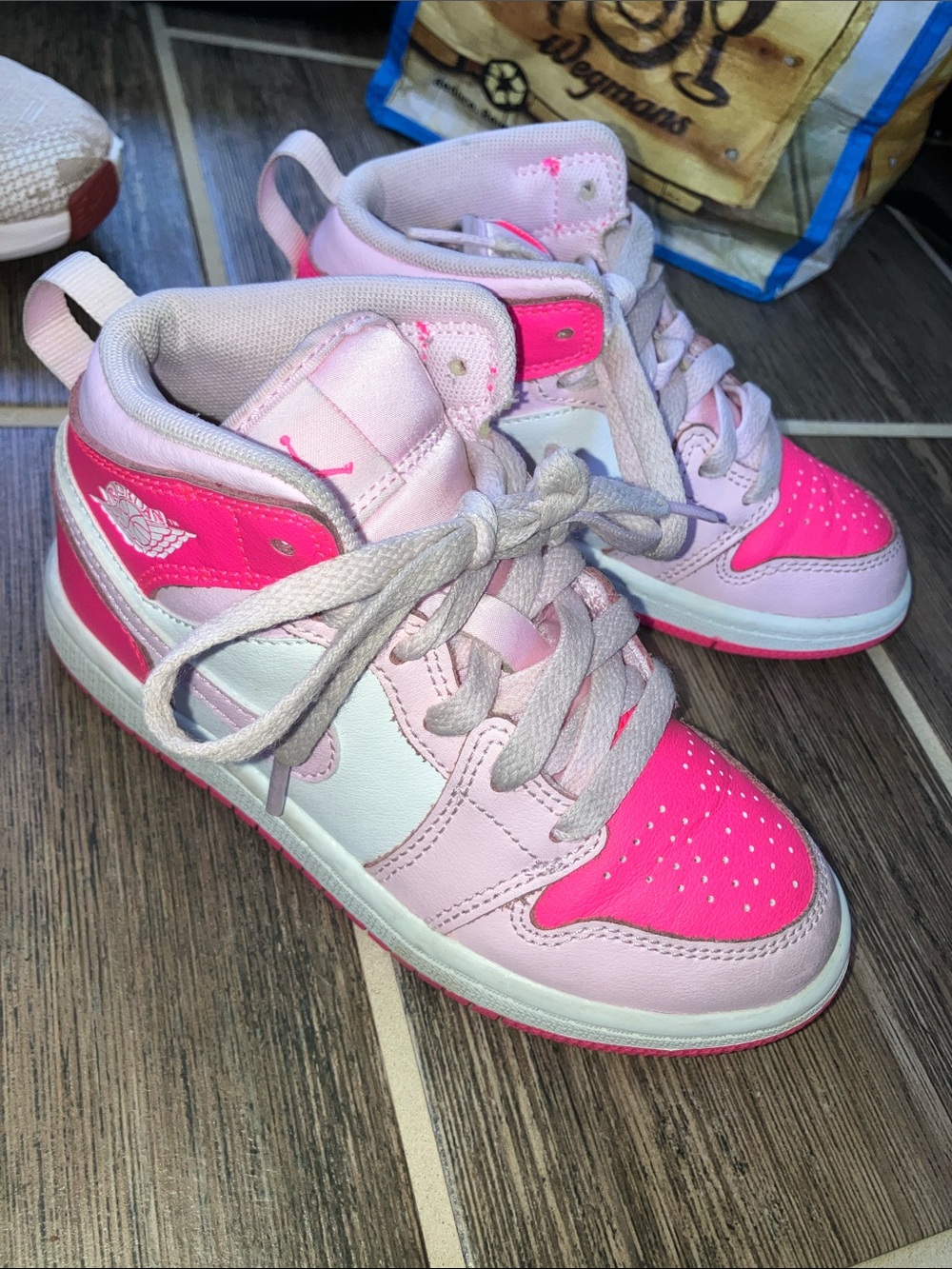 NIKE FIERCE PINK MID HIGH TOP JORDAN